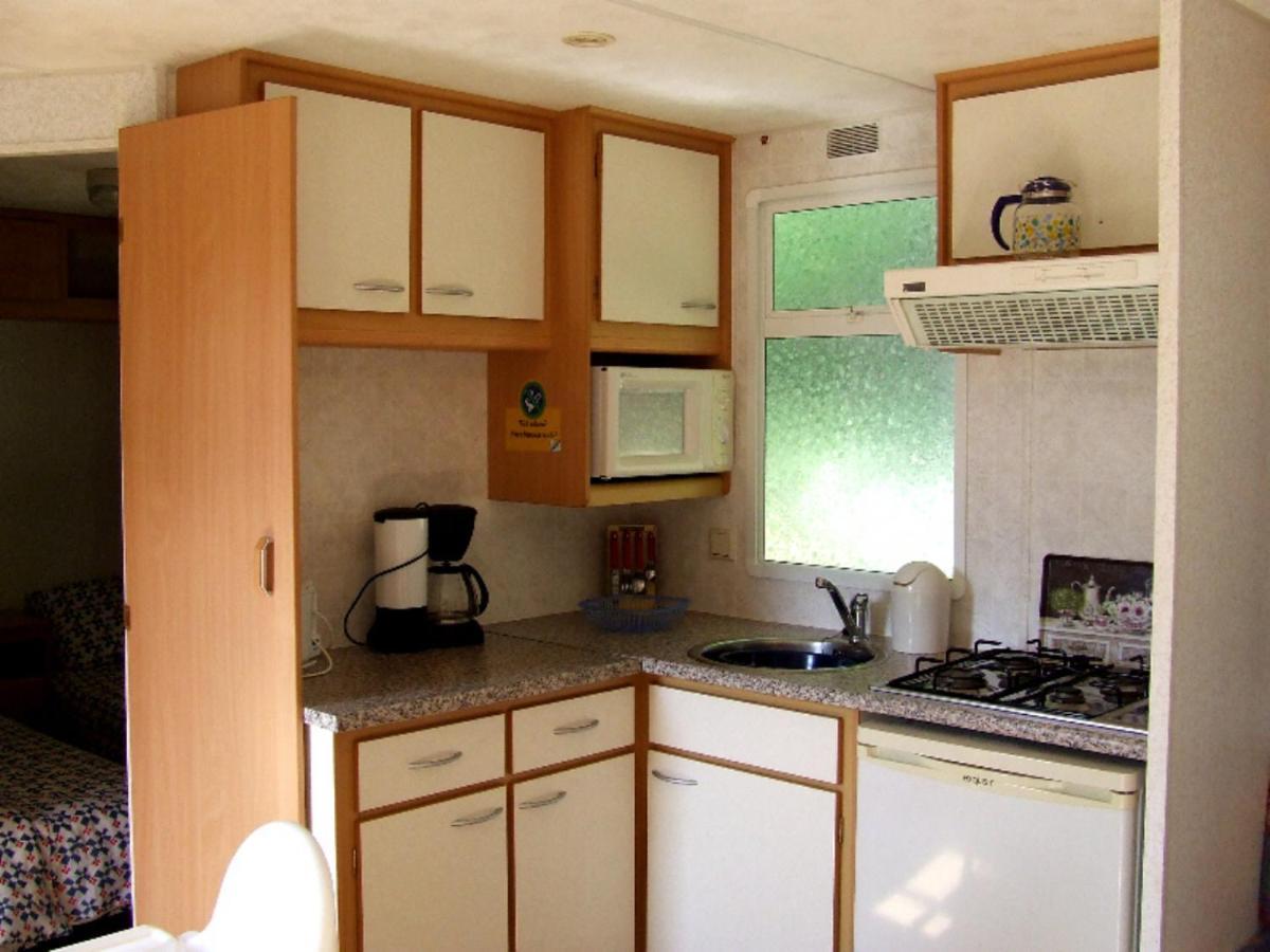Stacaravan 6 Persoons - Camping Le Soustran Neuvic  Exterior photo