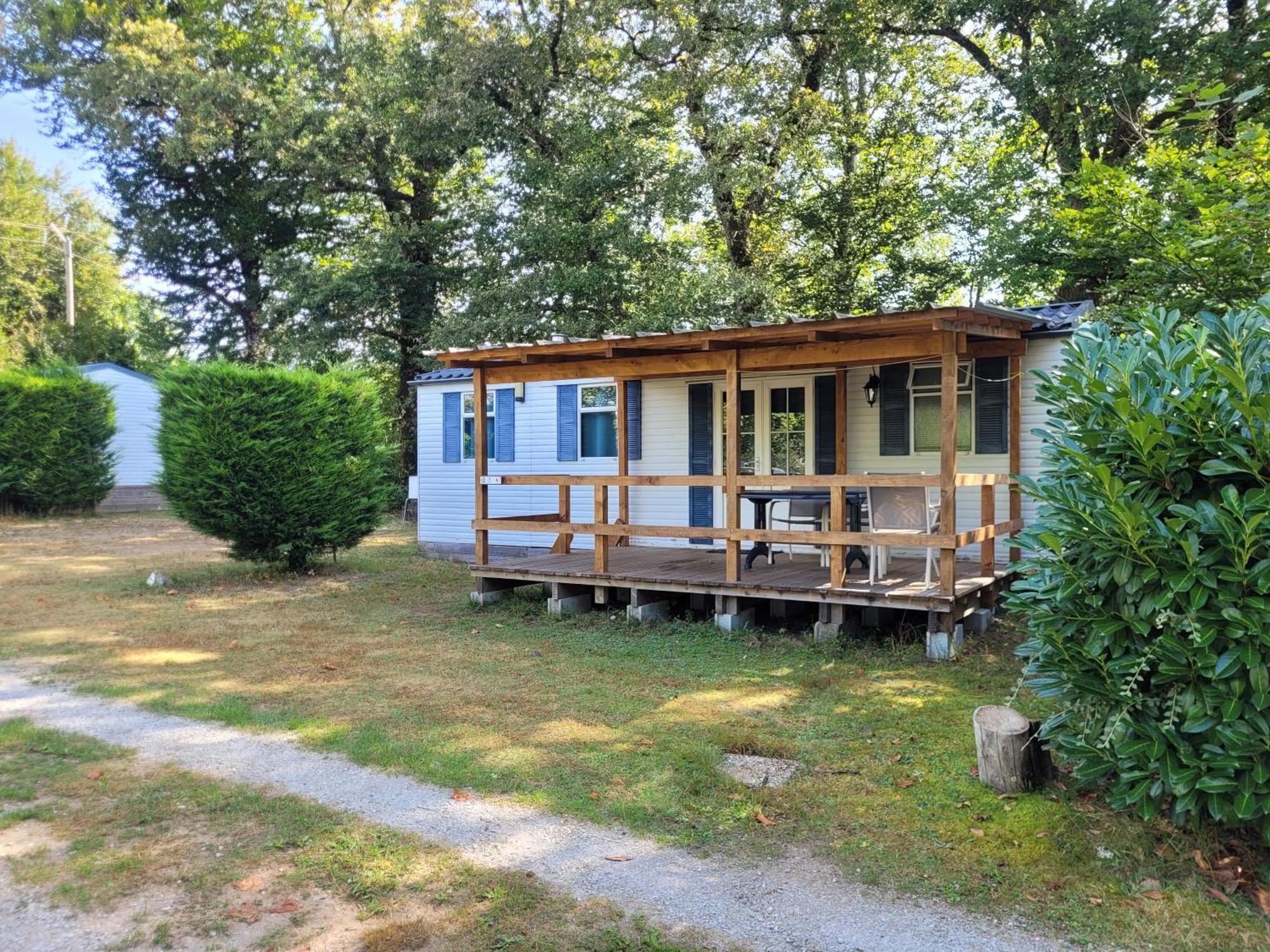 Stacaravan 6 Persoons - Camping Le Soustran Neuvic  Exterior photo
